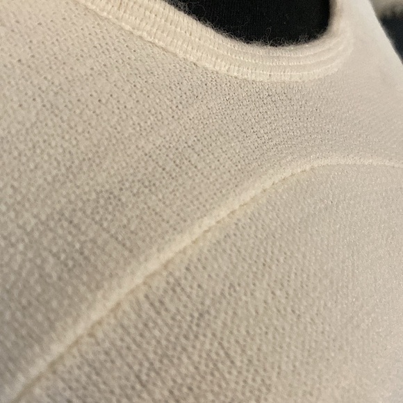 Anthropologie Asymmetrical Poncho Lightweight Ivory Knit Women’s One Size NWT - Picture 8 of 10